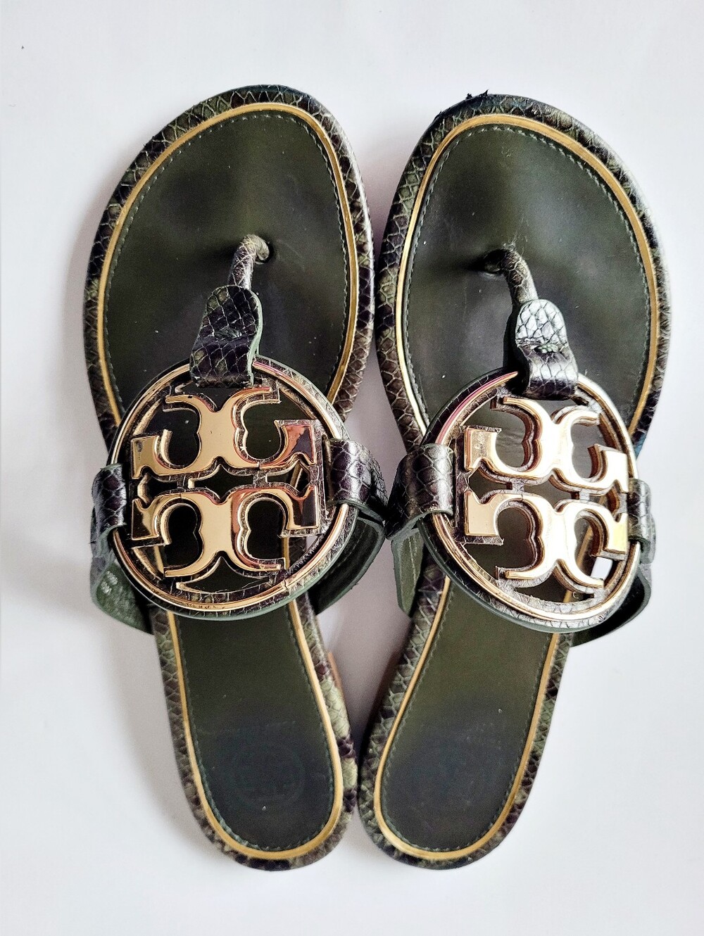Tory Burch Miller Python Metal Medallion Thong Sandals Genuine Leather US 7 - Picture 3 of 16